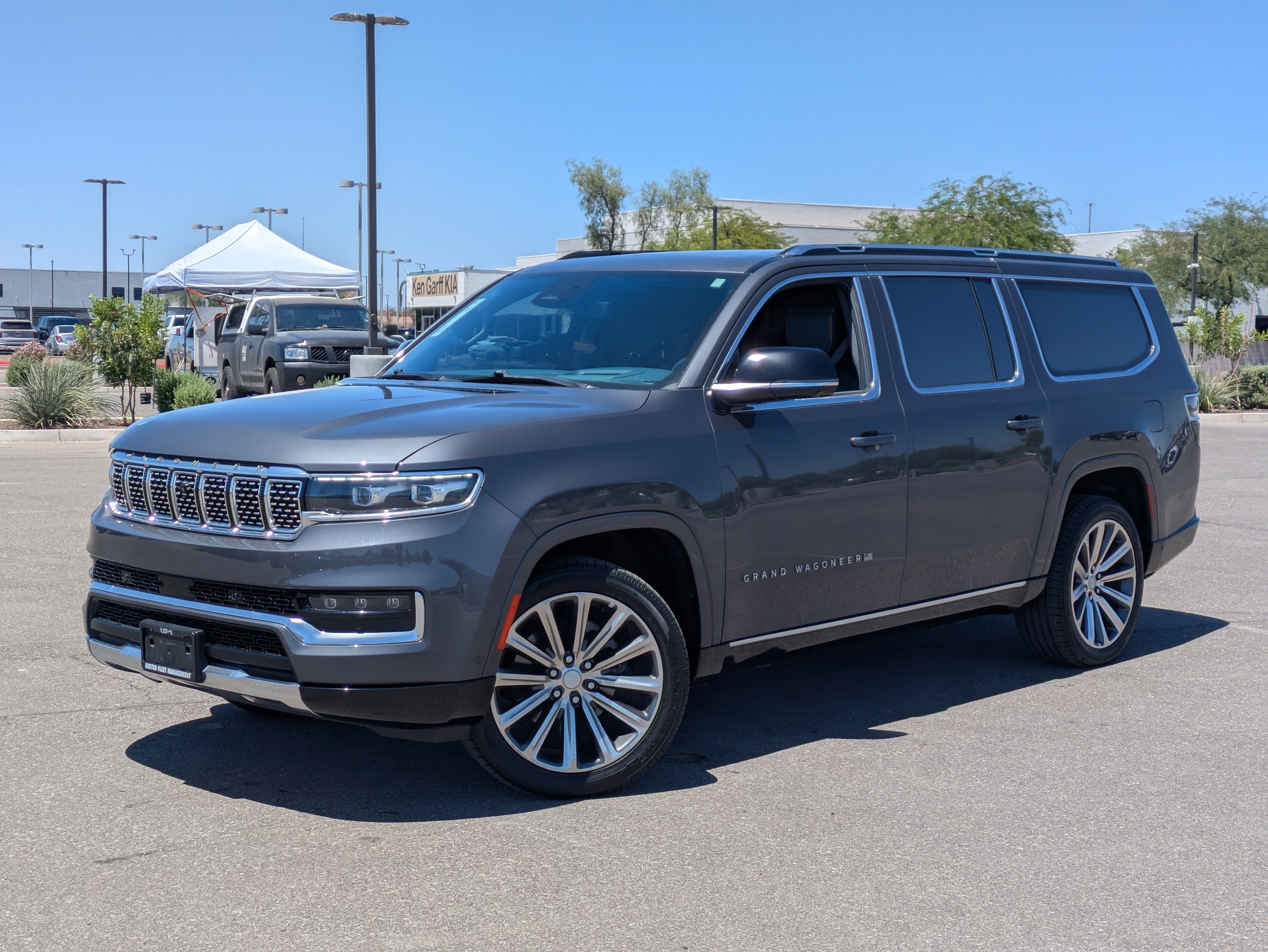 Used 2023 Jeep Grand Wagoneer L Series II w/ Premium Group II AWD/4WD image 34