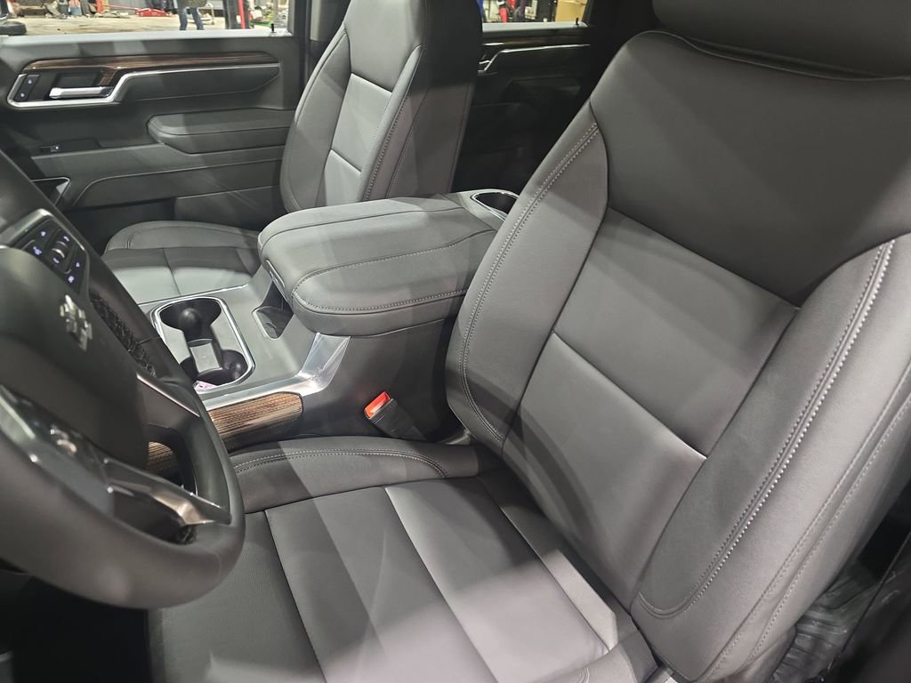 New 2026 Chevrolet Silverado 2500 LT w/ Trail Boss Package image 15