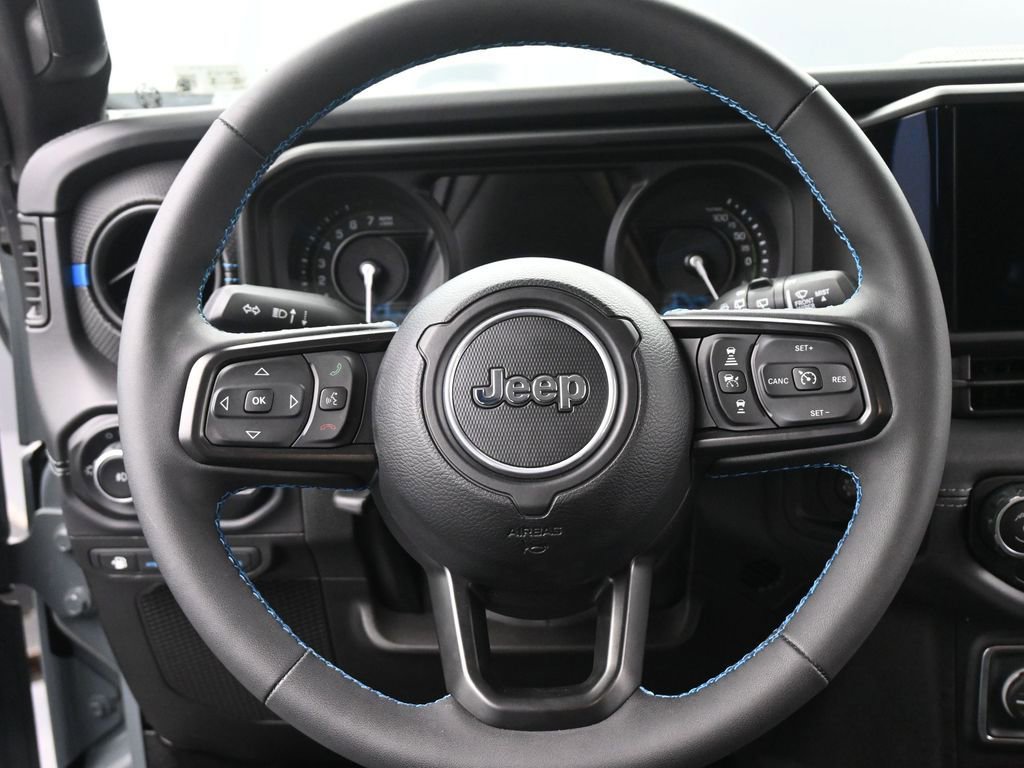 Used 2025 Jeep Wrangler Unlimited Rubicon 4xe w/ Safety Group image 28