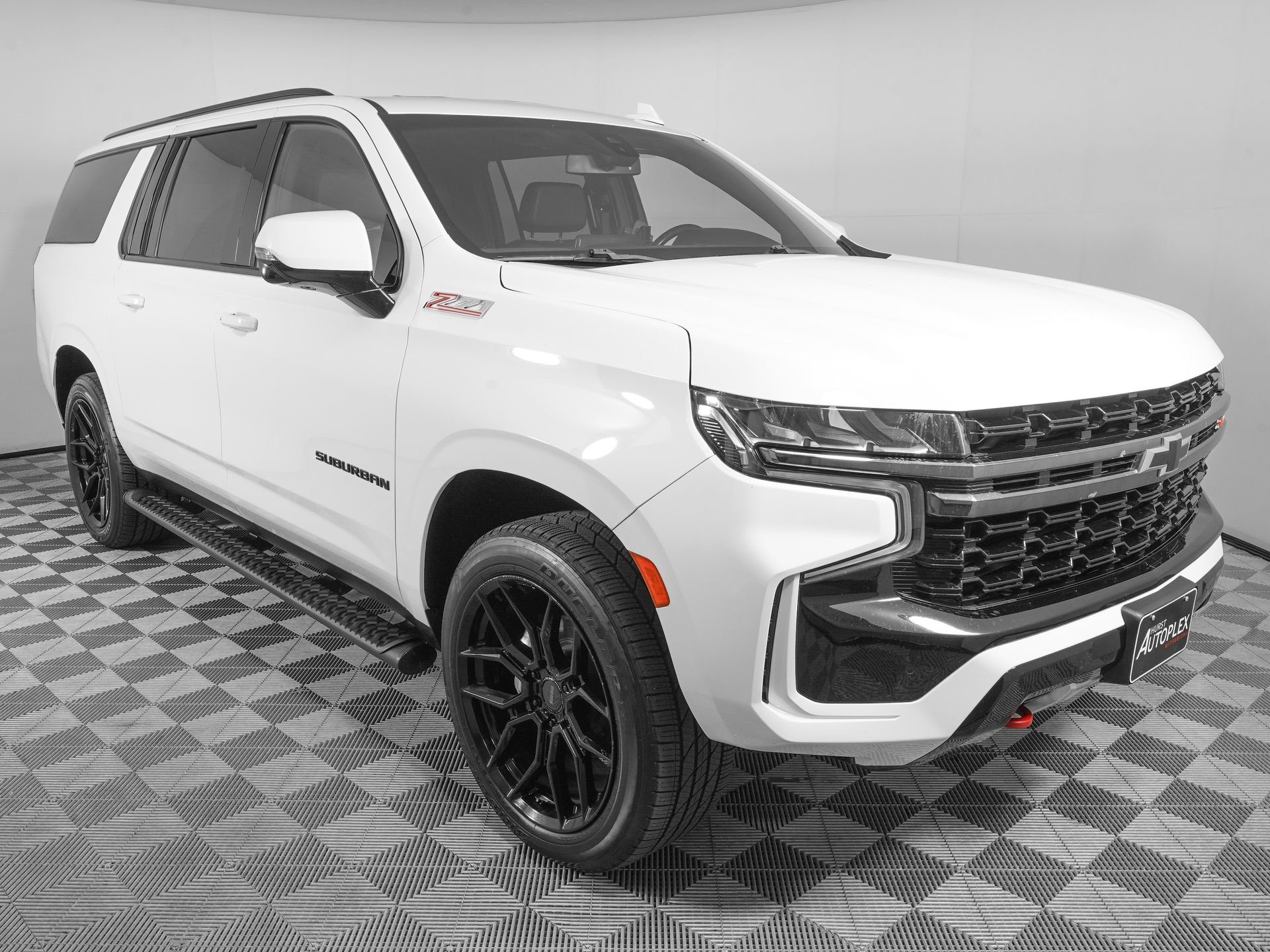 Used 2022 Chevrolet Suburban Z71 w/ Z71 Off-Road Package AWD/4WD image 2