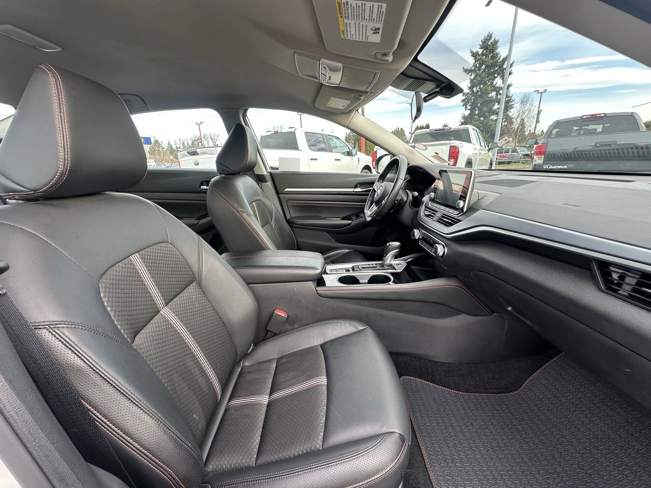 Used 2023 Nissan Altima 2.5 SR image 9