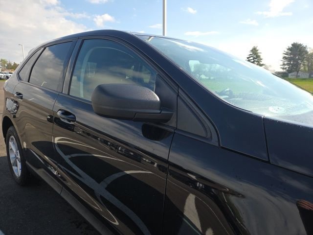 Used 2022 Ford Edge SE AWD/4WD image 5