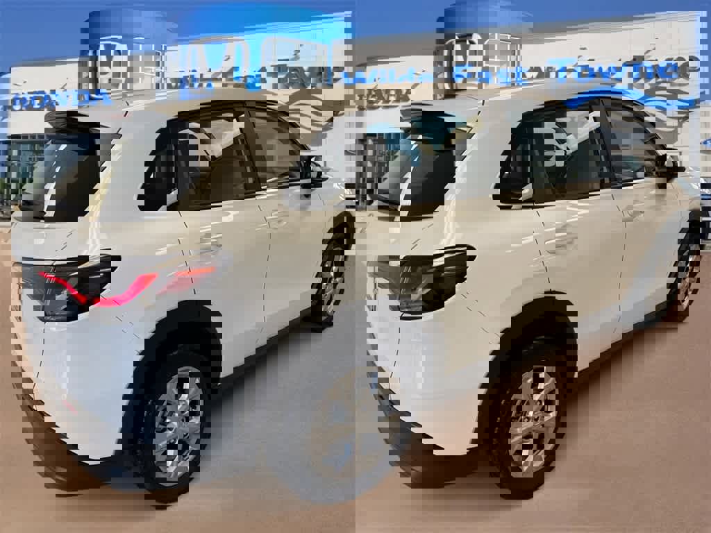 Certified 2025 Honda HR-V LX image 8