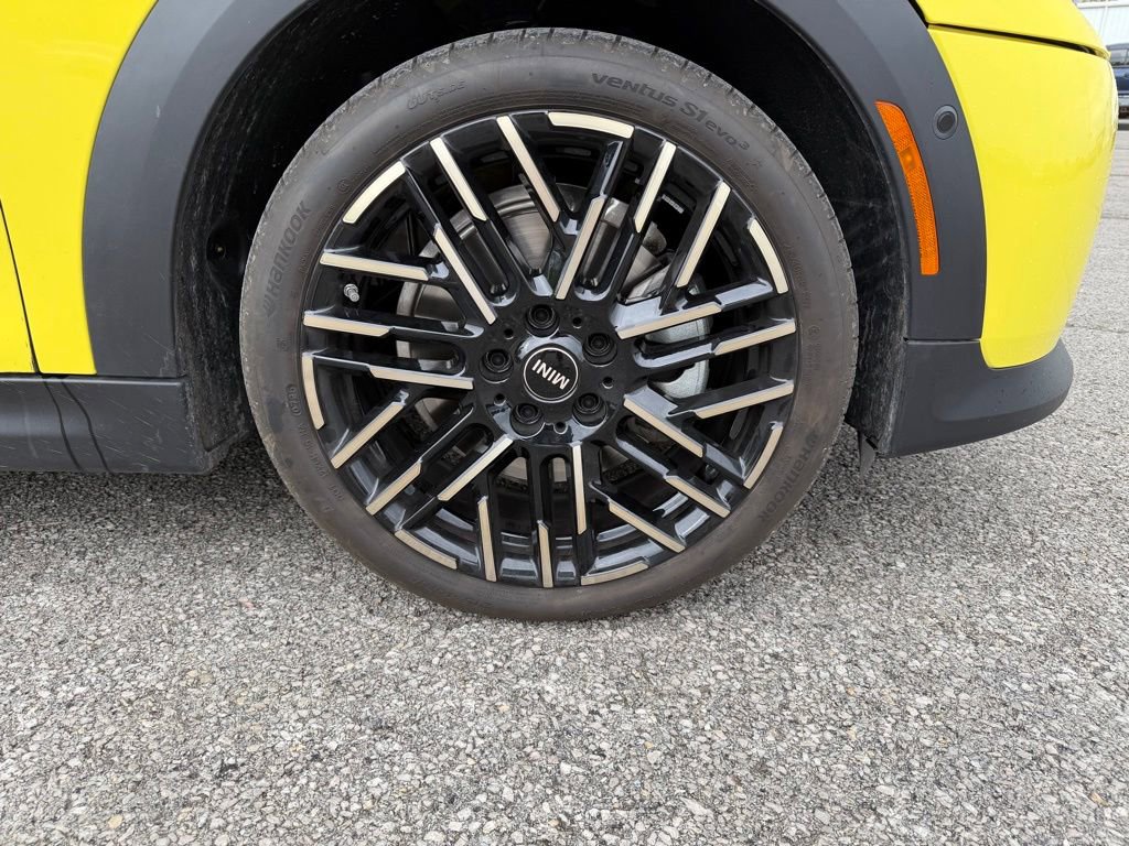 Used 2025 MINI Cooper S FWD image 27