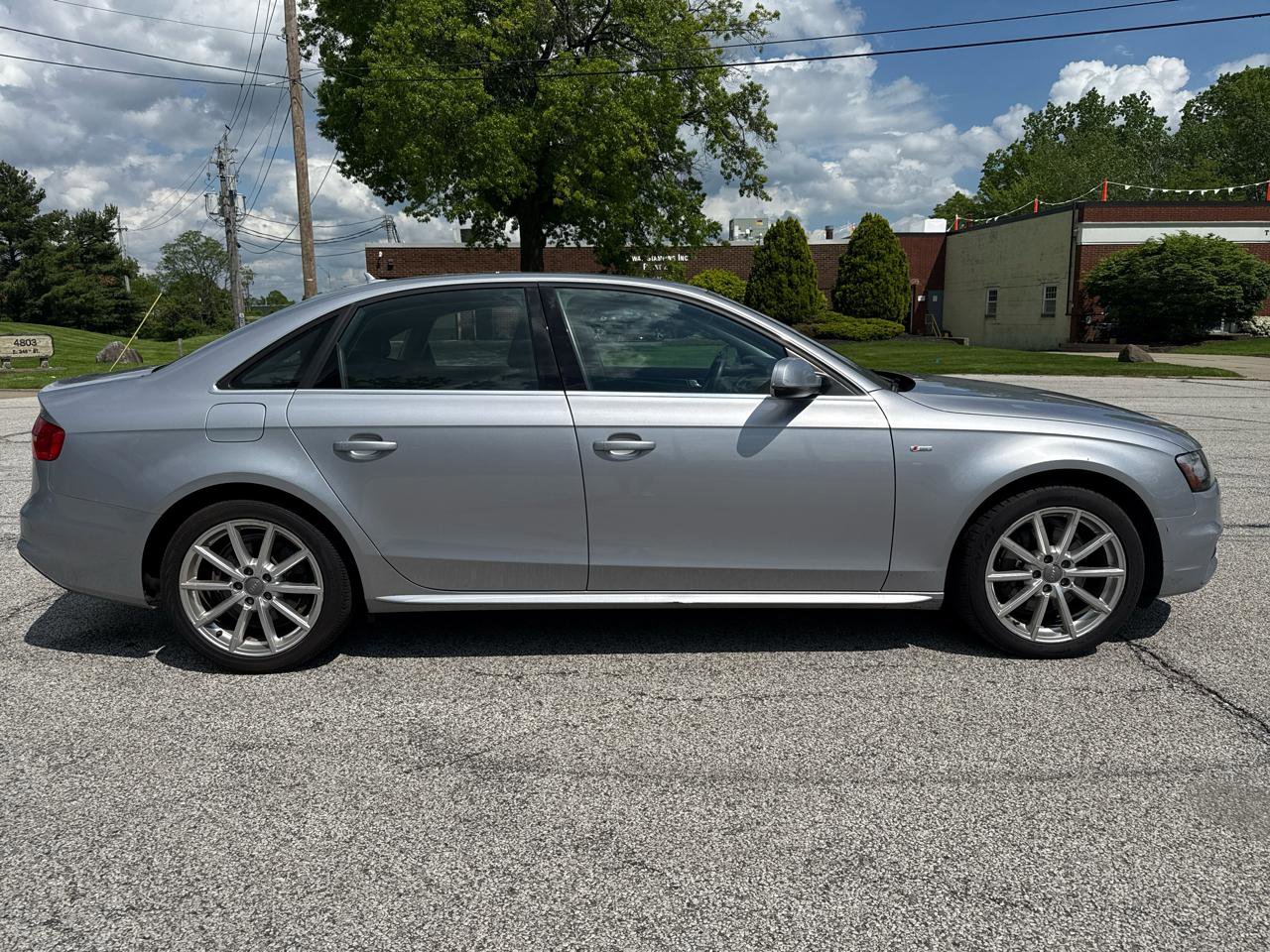 Used 2016 Audi A4 2.0T Premium Plus w/ Technology Package AWD/4WD image 4