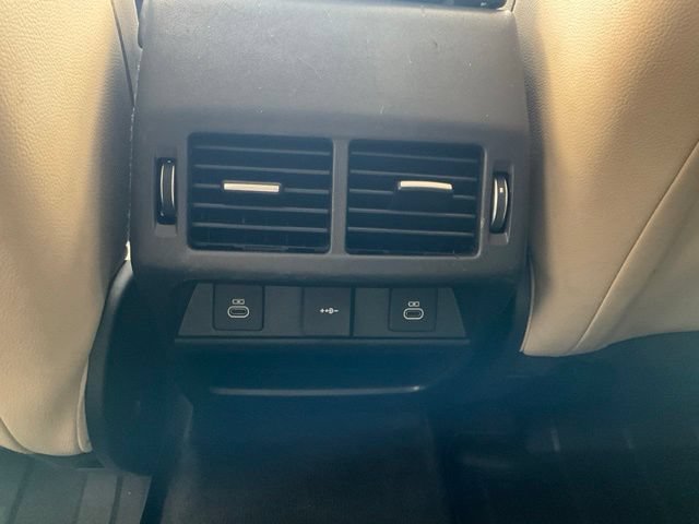 Used 2021 Land Rover Discovery Sport SE AWD/4WD image 20