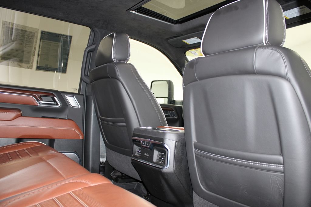 Used 2024 GMC Sierra 2500 Denali Ultimate AWD/4WD image 34