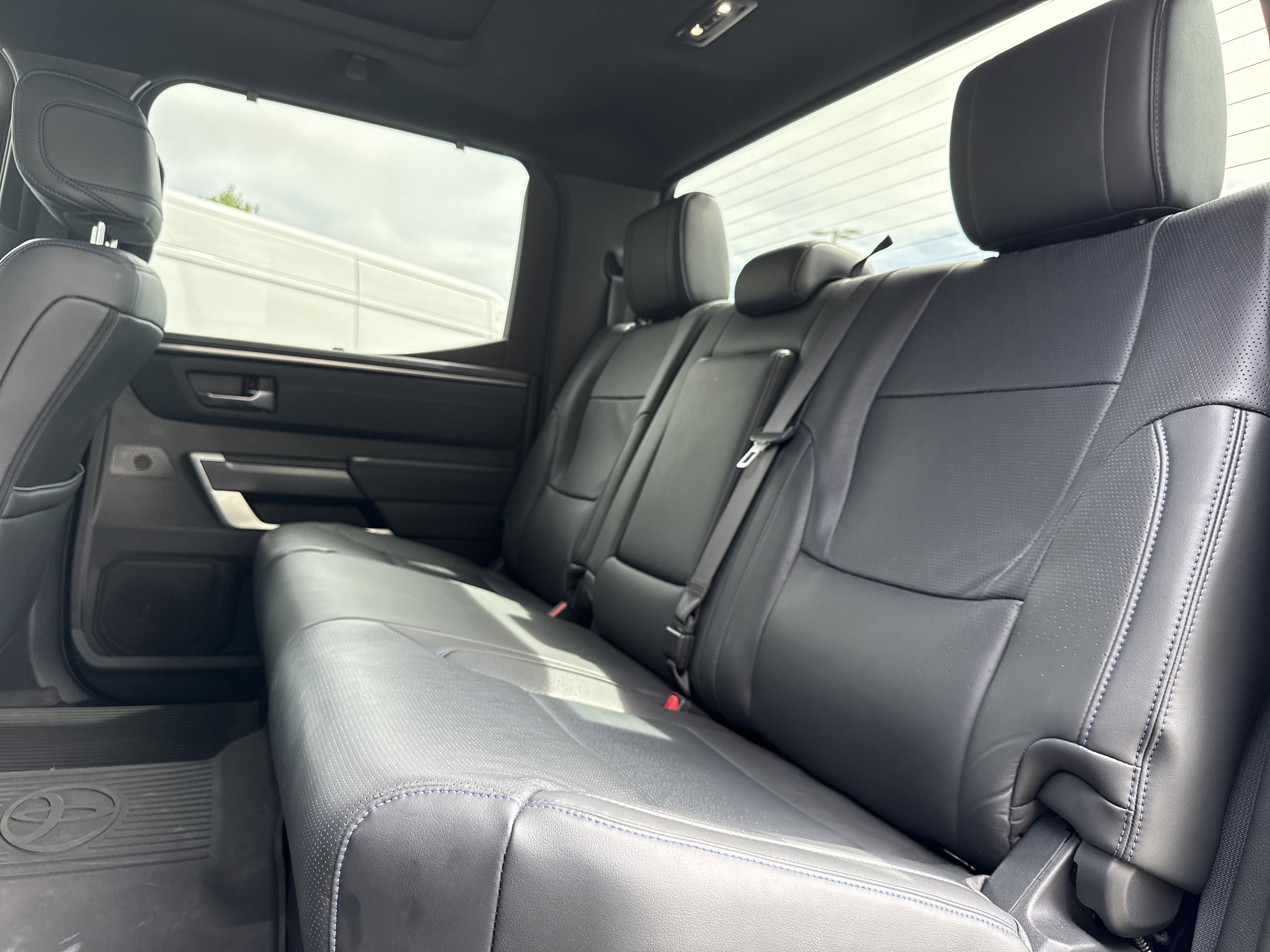 Used 2025 Toyota Tundra Platinum AWD/4WD image 30