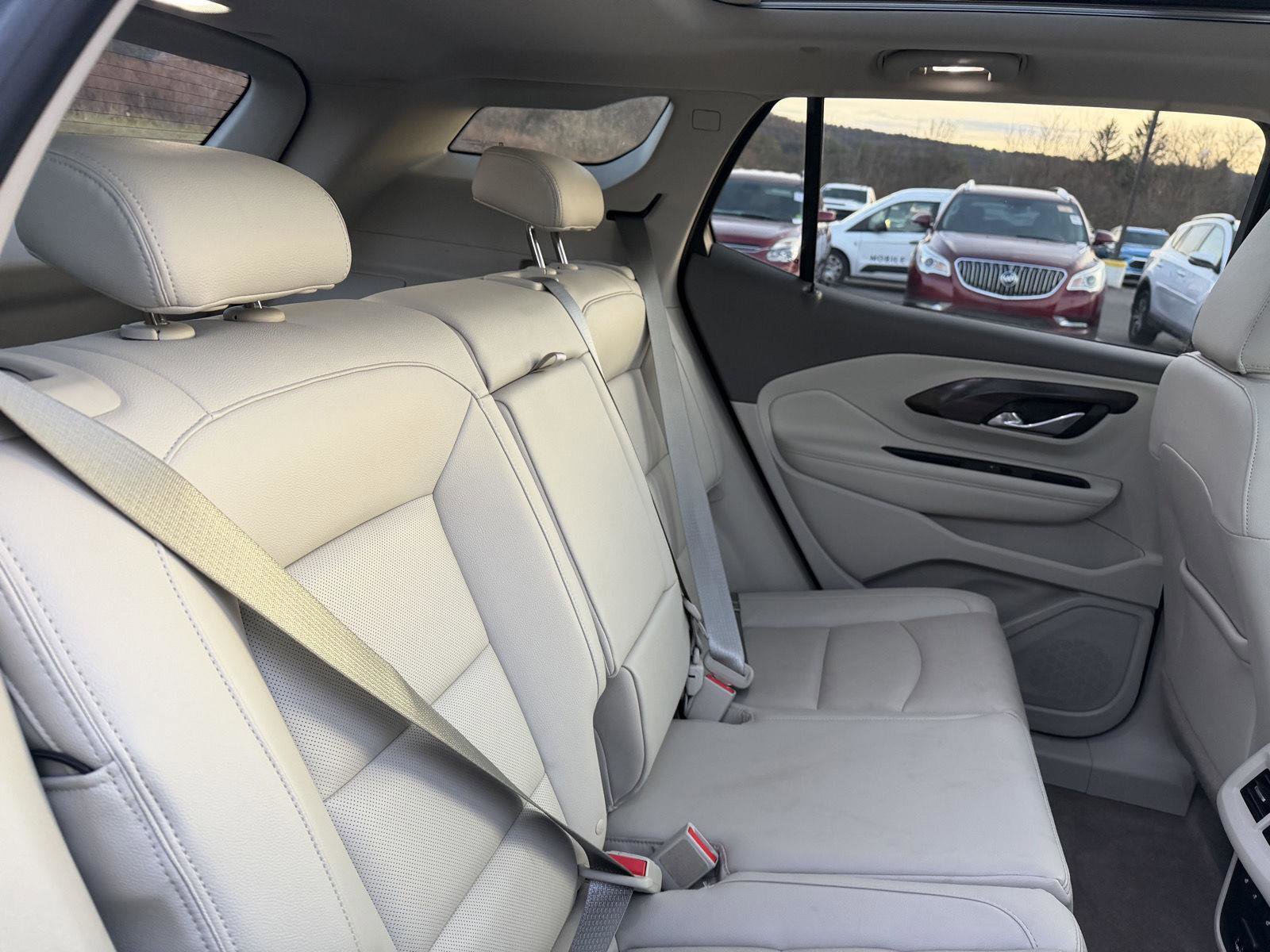 Used 2018 GMC Terrain Denali w/ Advanced Safety Package image 41