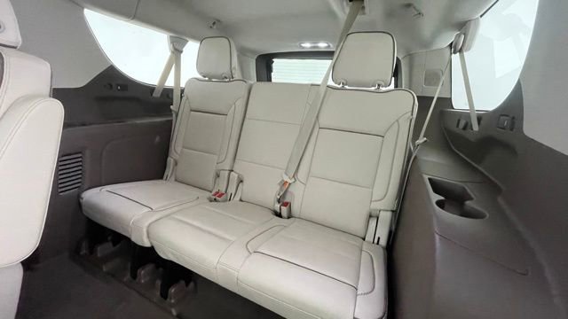 Used 2023 GMC Yukon XL Denali image 47