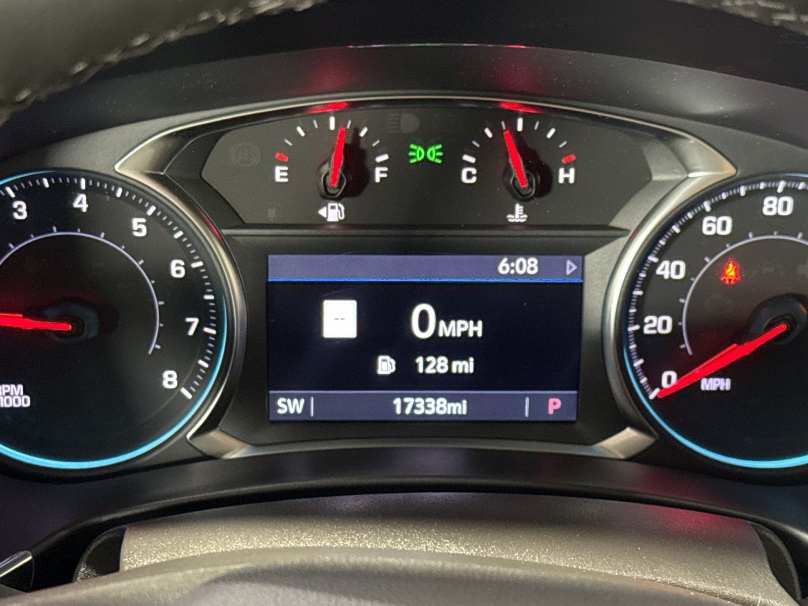 Used 2024 Chevrolet Equinox LT FWD image 18