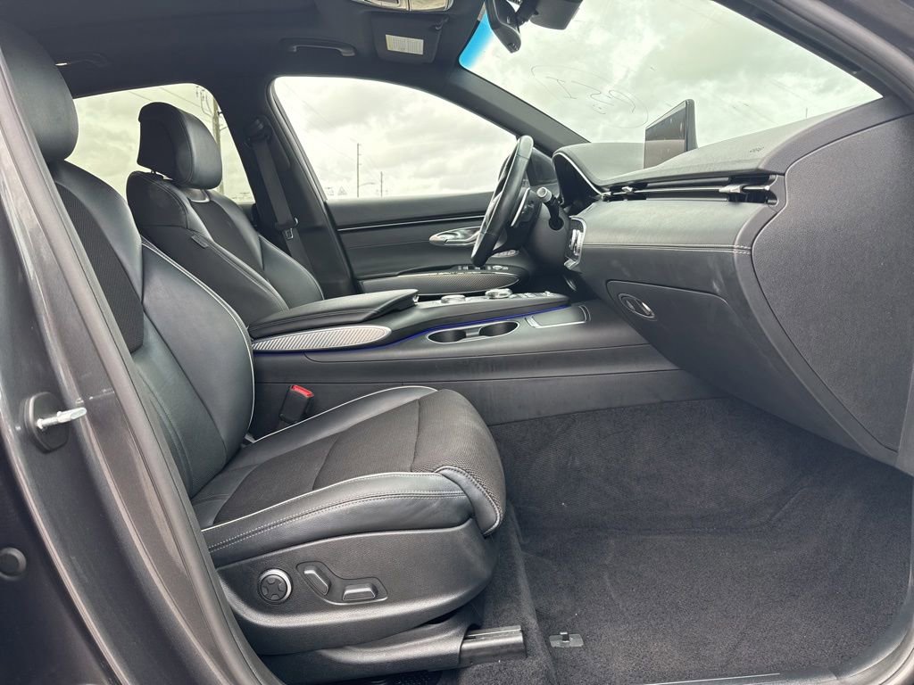 Used 2022 Genesis GV70 3.5T Sport w/ Cargo Package AWD/4WD image 10