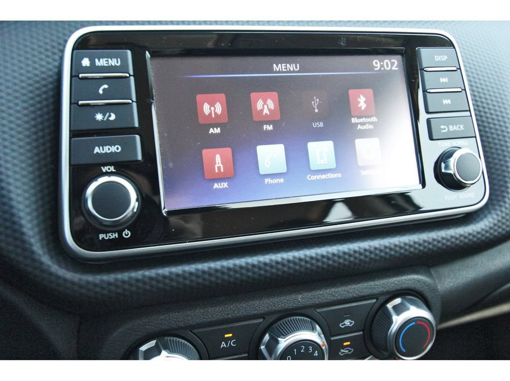 Used 2025 Nissan Kicks Play S FWD image 19