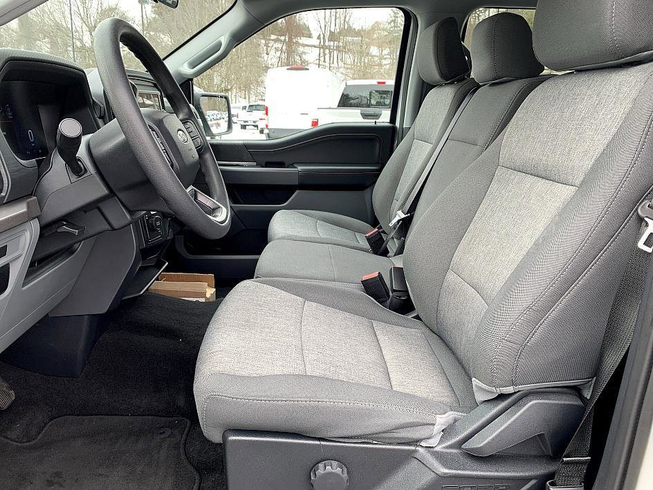 Used 2025 Ford F150 XLT image 11