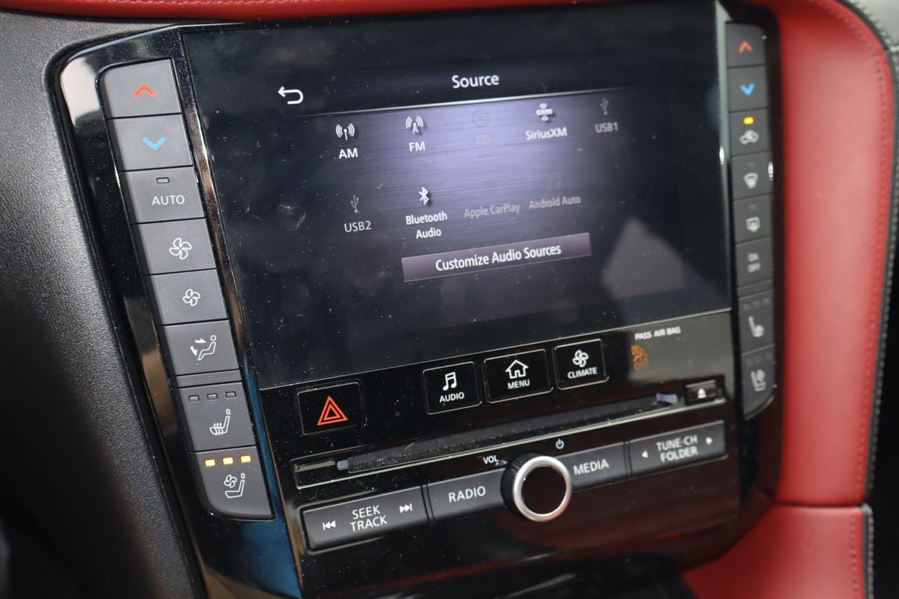 Used 2023 INFINITI QX55 Sensory w/ Lighting Package AWD/4WD image 9