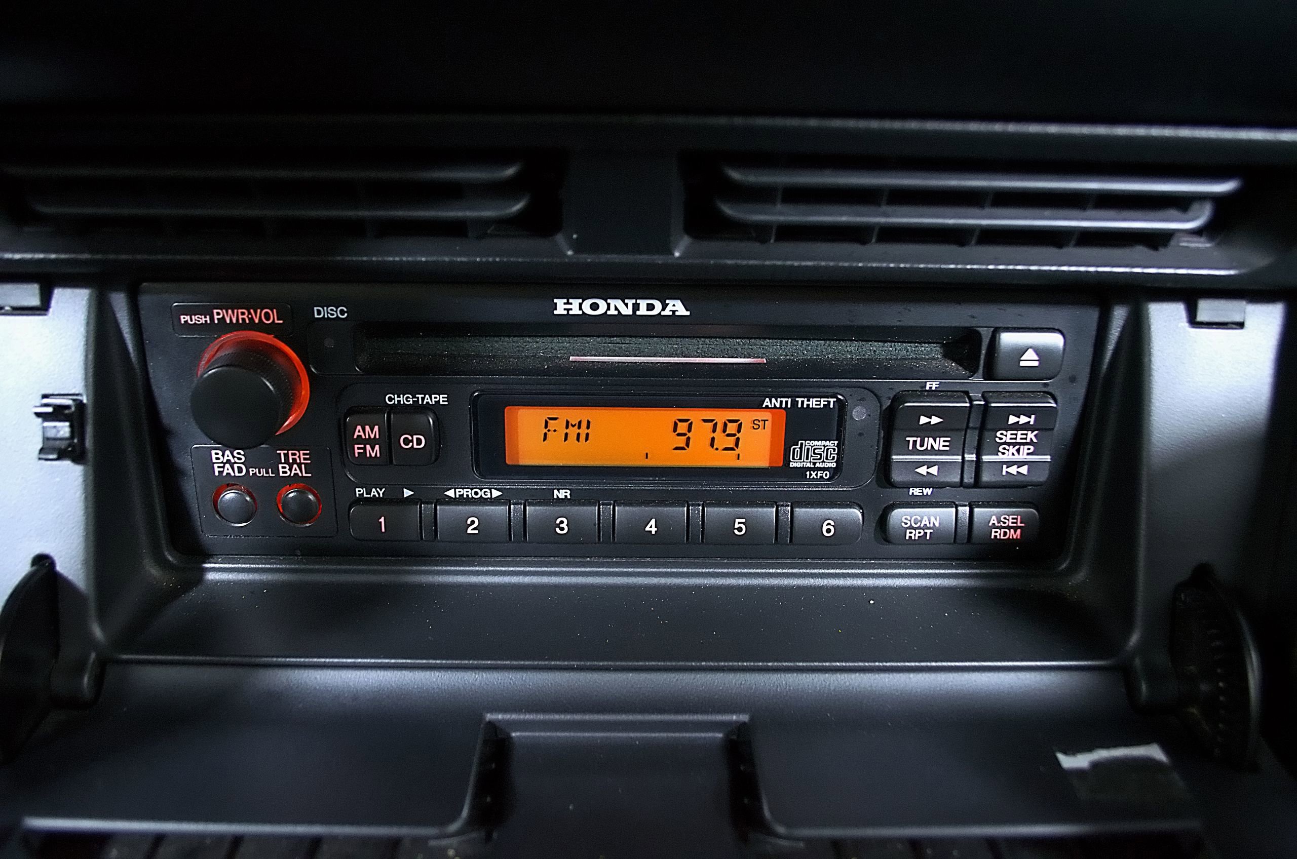 Used 2000 Honda S2000 image 16