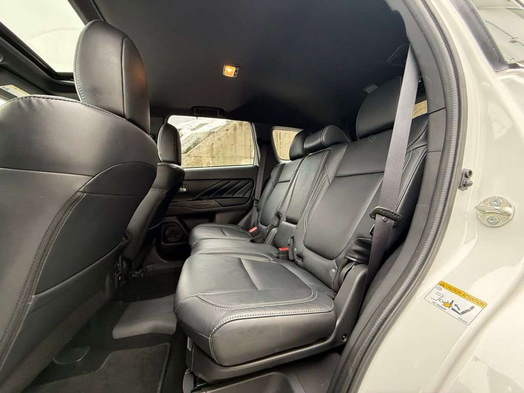 Used 2020 Mitsubishi Outlander GT image 17