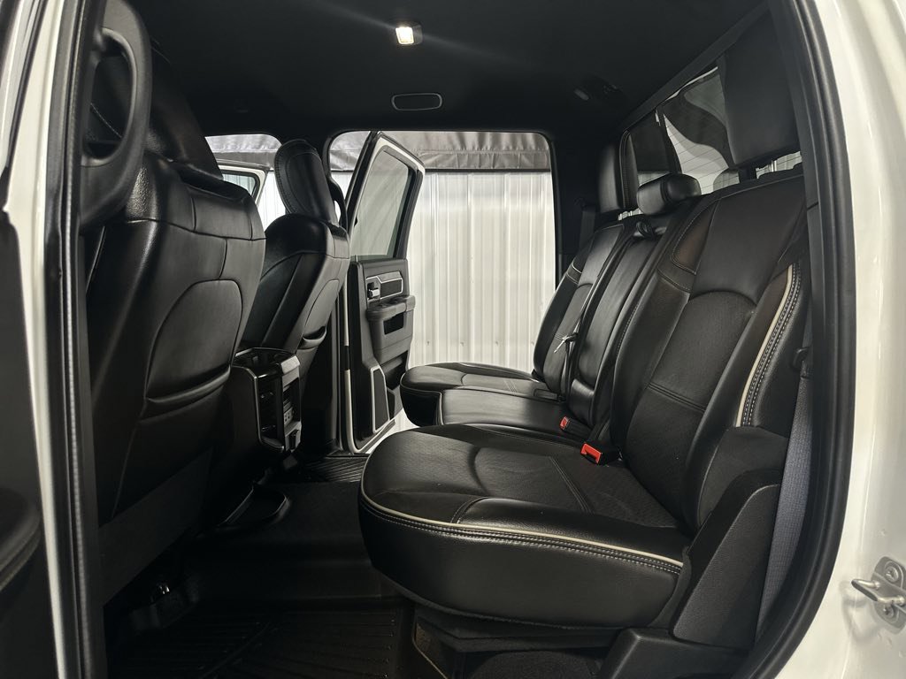 Used 2020 RAM 3500 Laramie image 37