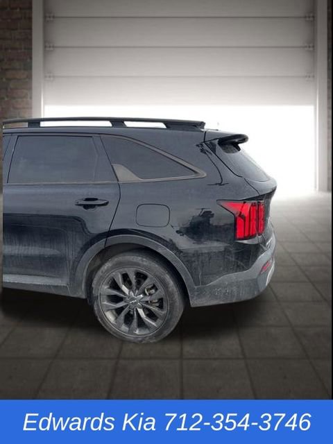 Used 2023 Kia Sorento SX Prestige image 12