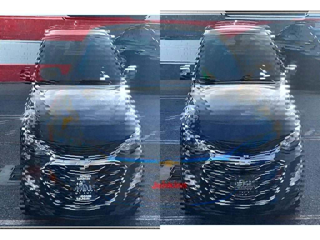 Used 2022 Chevrolet Malibu LT image 3