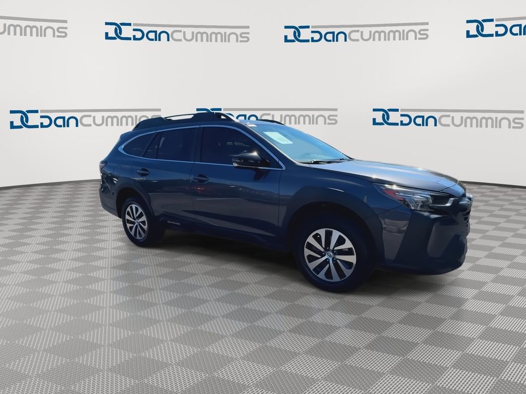 Used 2024 Subaru Outback Premium AWD/4WD image 2