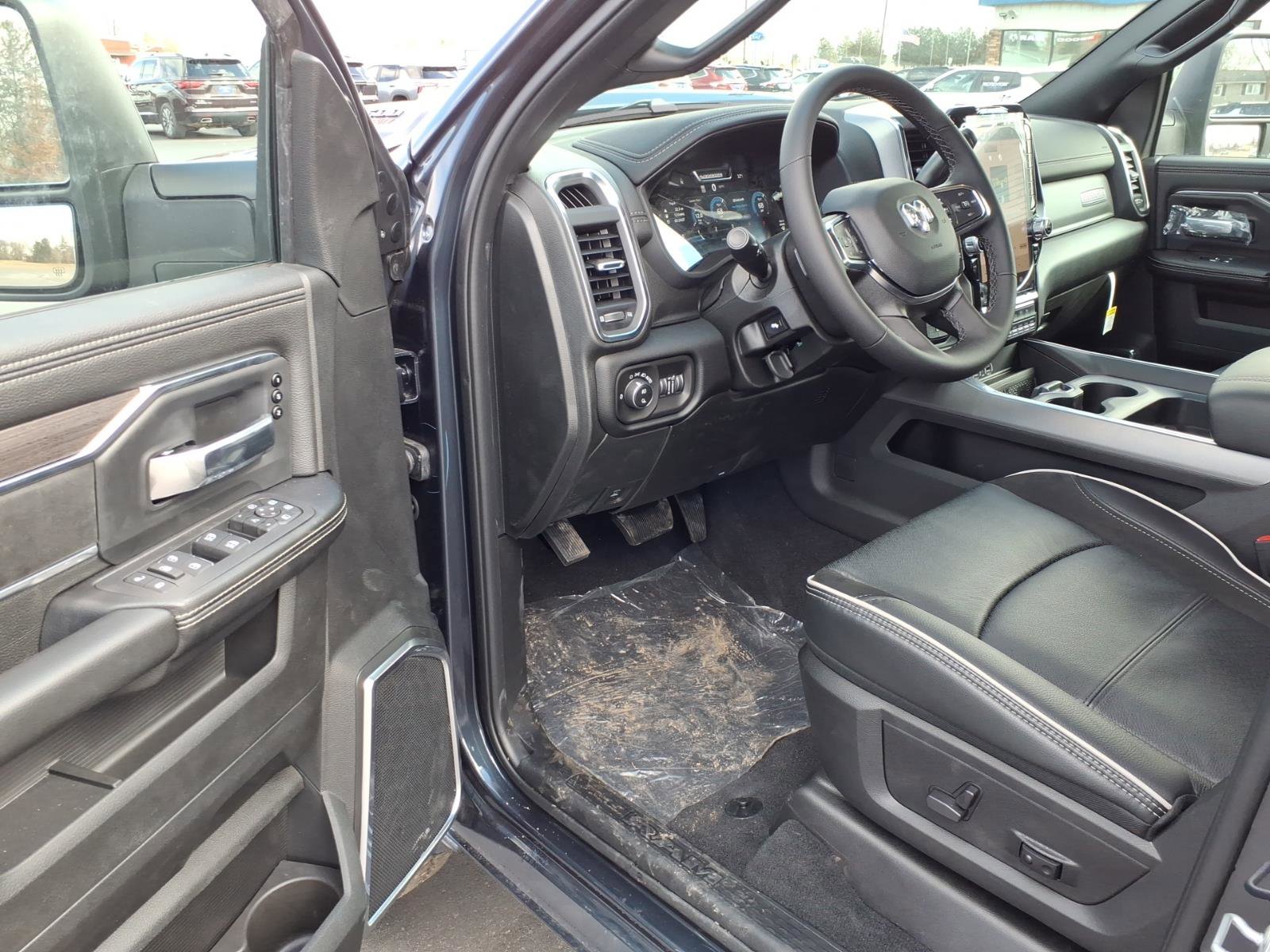 New 2026 RAM 2500 Laramie w/ Night Edition AWD/4WD image 10