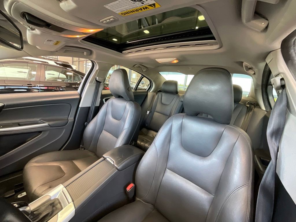 Used 2015 Volvo S60 T5 Premier Plus AWD/4WD image 10