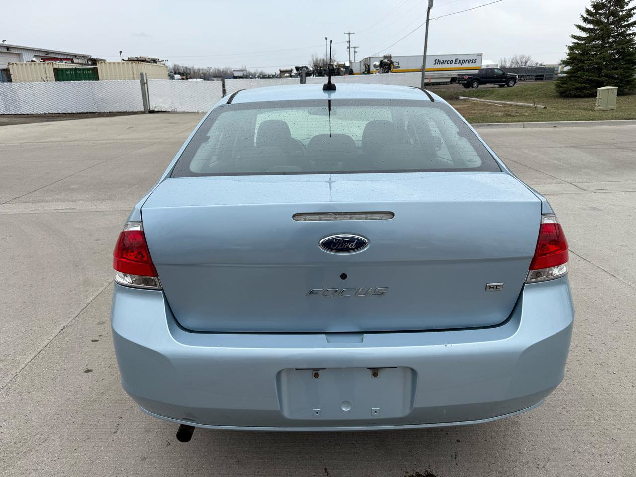 Used 2009 Ford Focus SE FWD image 6