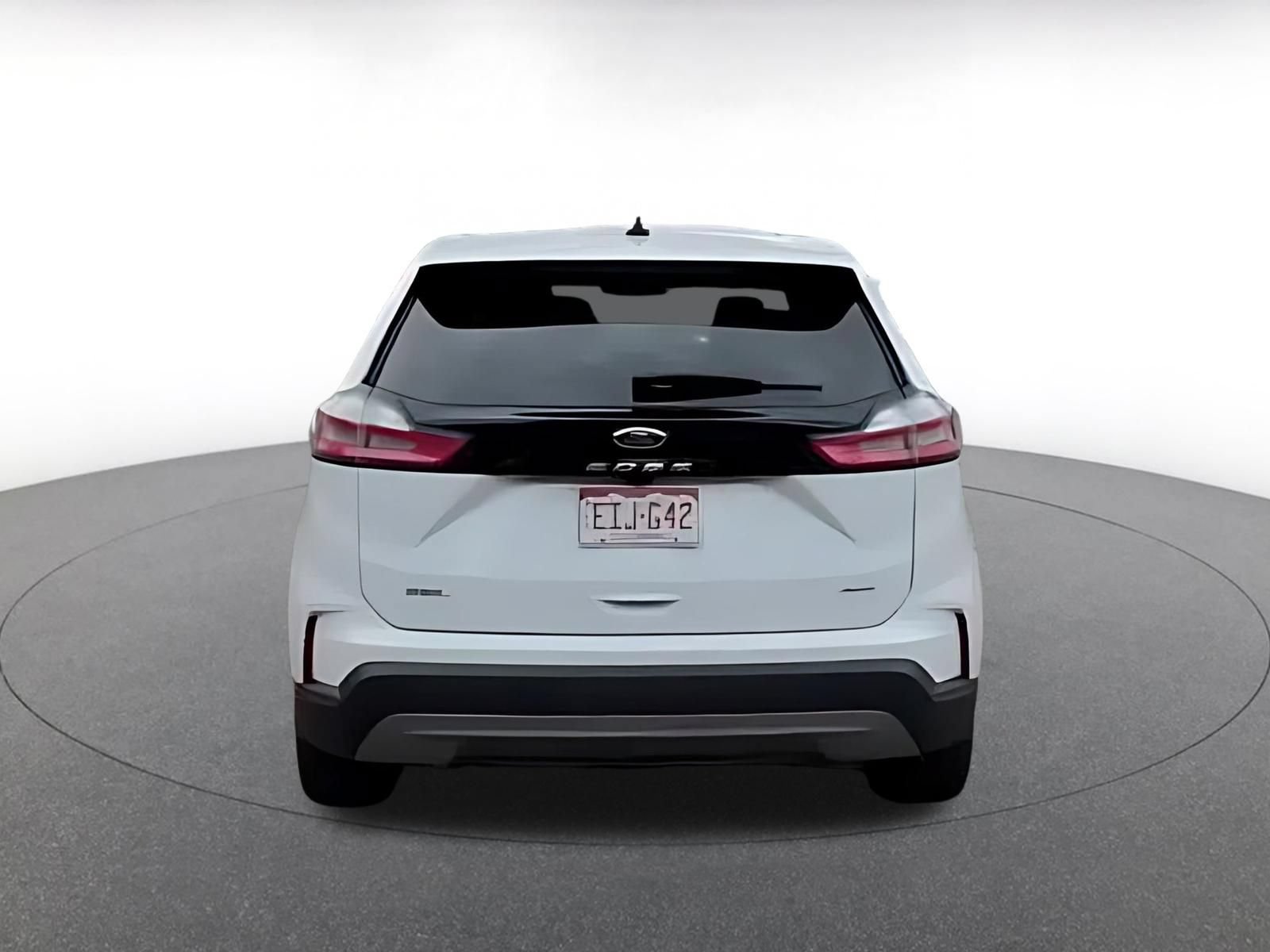 Used 2024 Ford Edge SEL AWD/4WD image 12