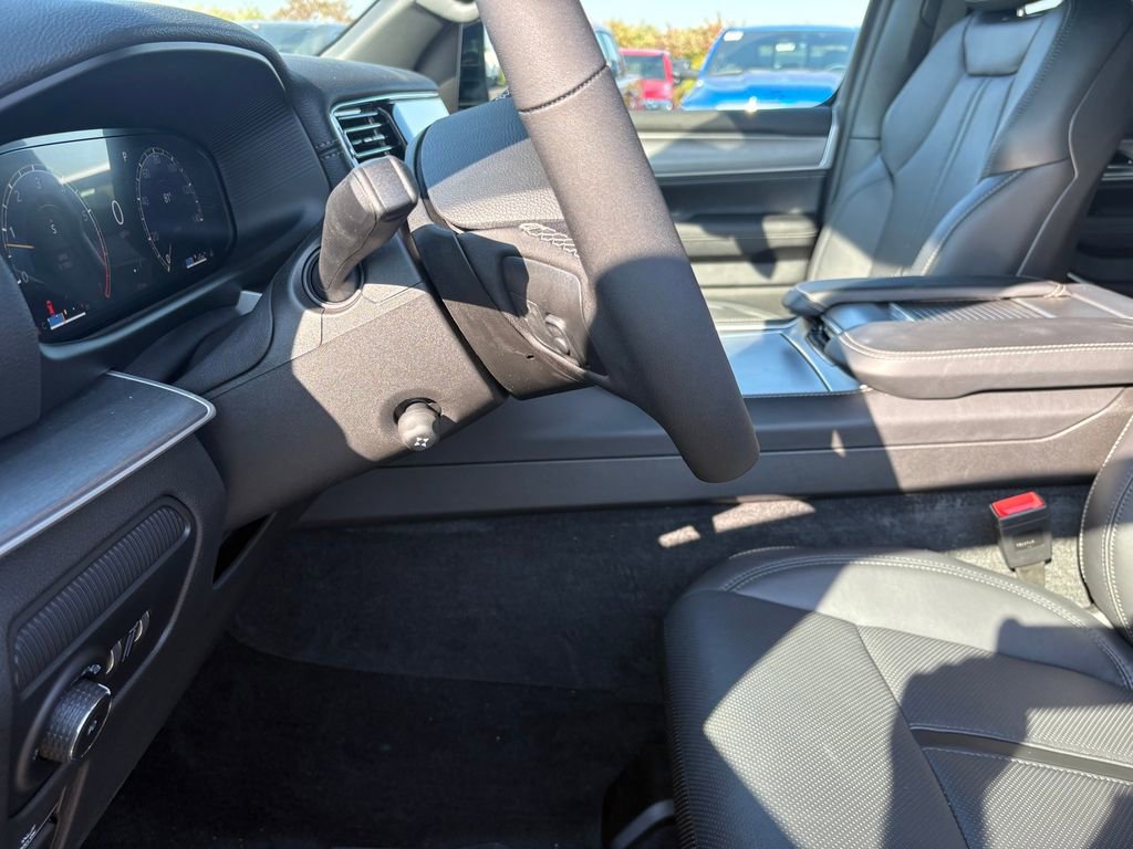 New 2025 Jeep Wagoneer Series II image 19