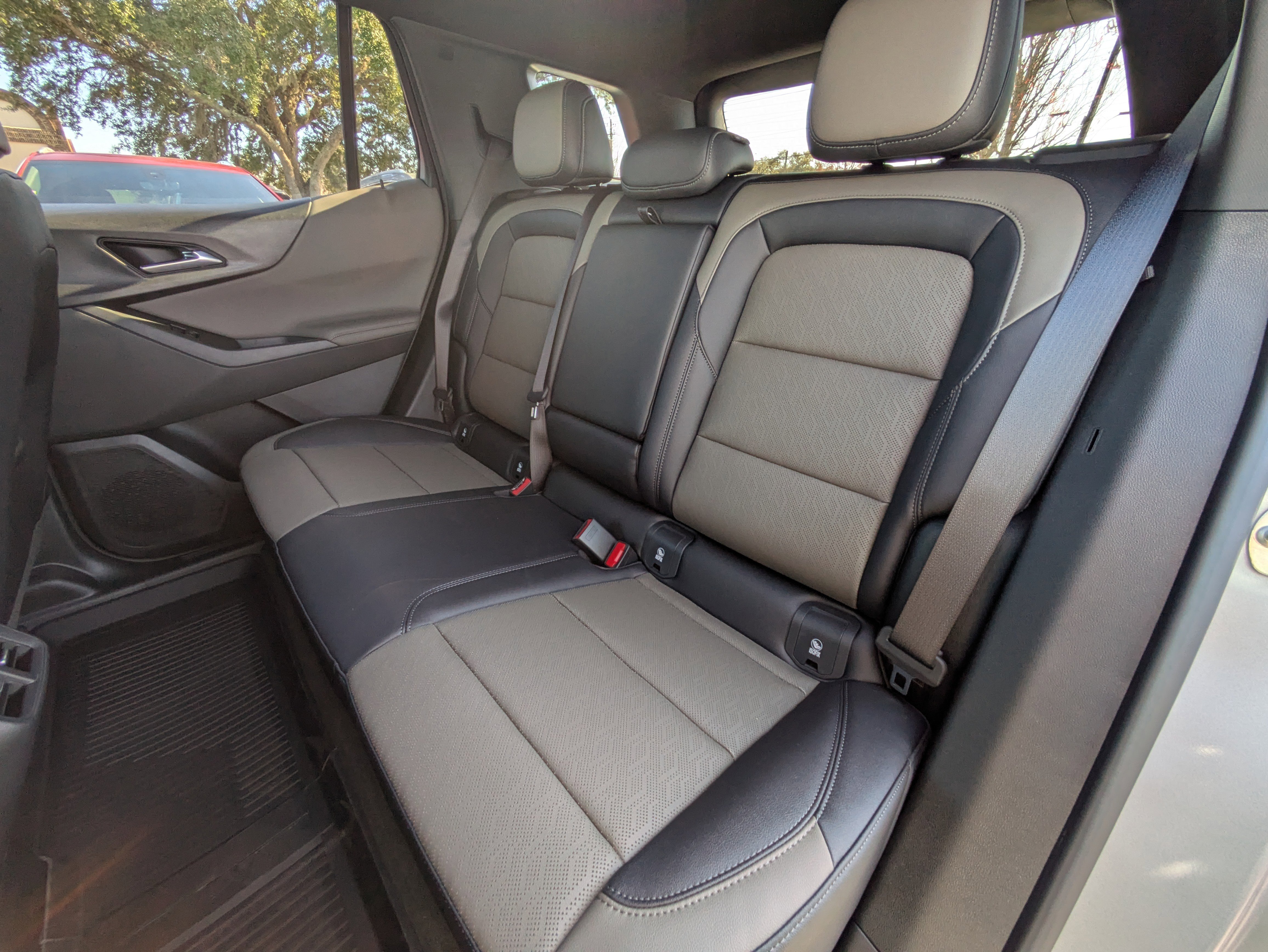 New 2026 Chevrolet Equinox LT w/ Convenience Package II image 9