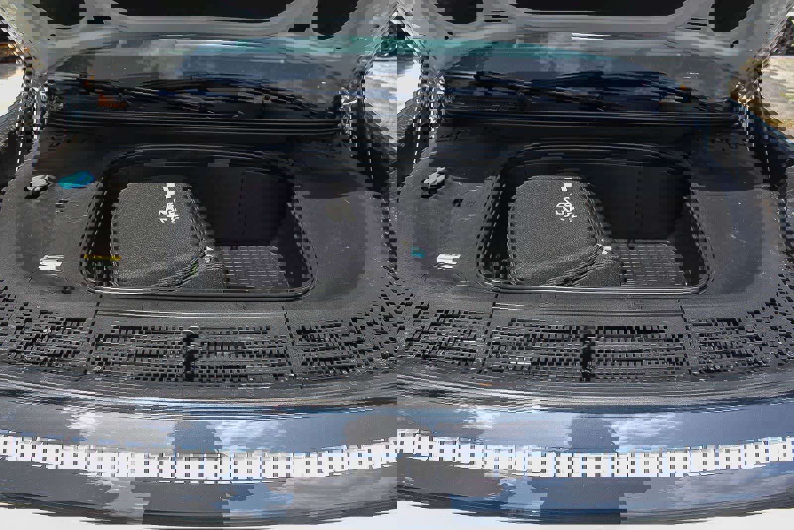 New 2026 Hyundai Ioniq 9 Calligraphy image 16