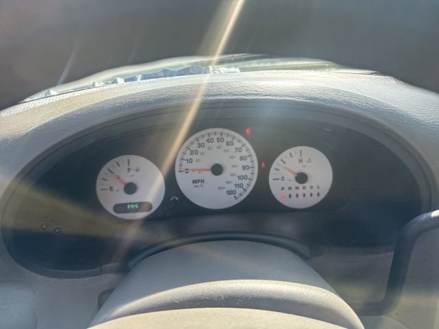 Used 2003 Dodge Caravan SE image 10