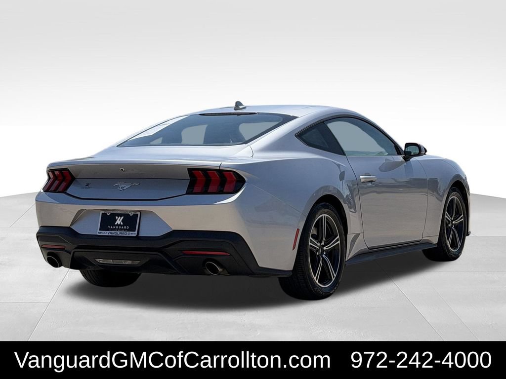 Used 2024 Ford Mustang Coupe RWD image 9