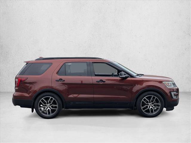 Used 2016 Ford Explorer Sport w/ Equipment Group 401A AWD/4WD image 4