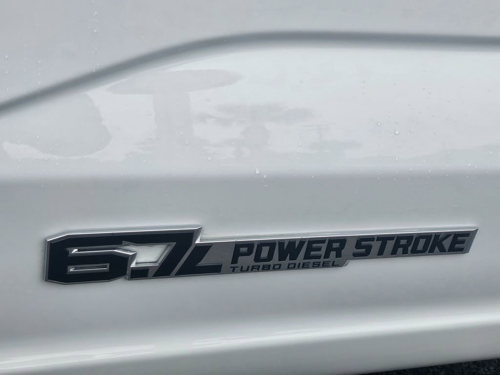 New 2025 Ford F450 XLT w/ XLT Value Package image 29