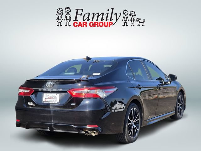 Used 2019 Toyota Camry SE FWD image 4