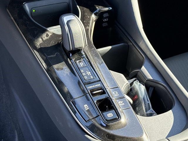 Used 2025 Toyota Crown XLE image 22