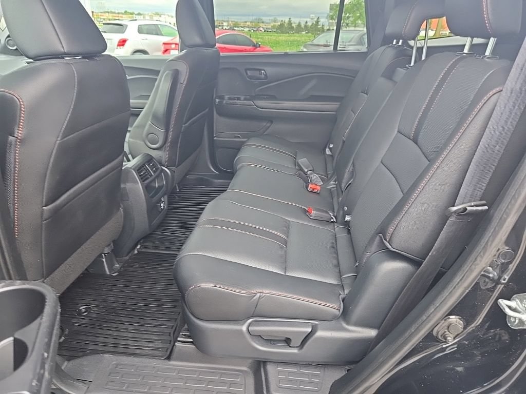 Used 2023 Honda Passport TrailSport image 24