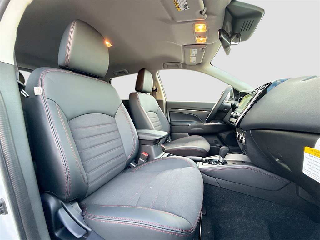 New 2026 Mitsubishi Outlander Sport SE image 28