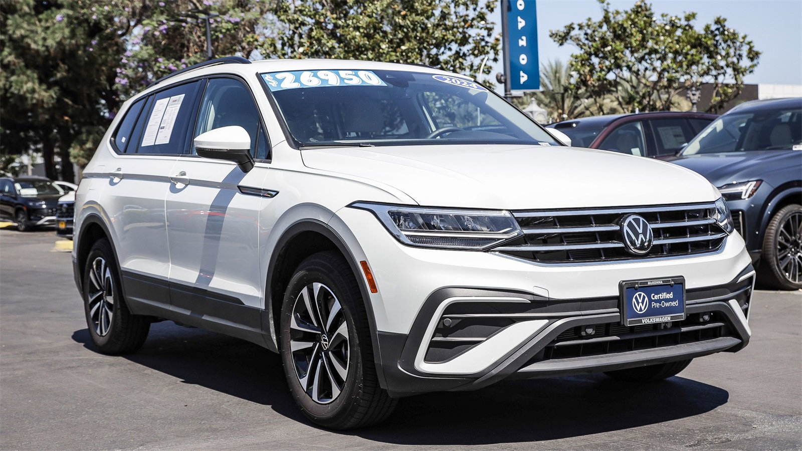 Certified 2024 Volkswagen Tiguan S image 5