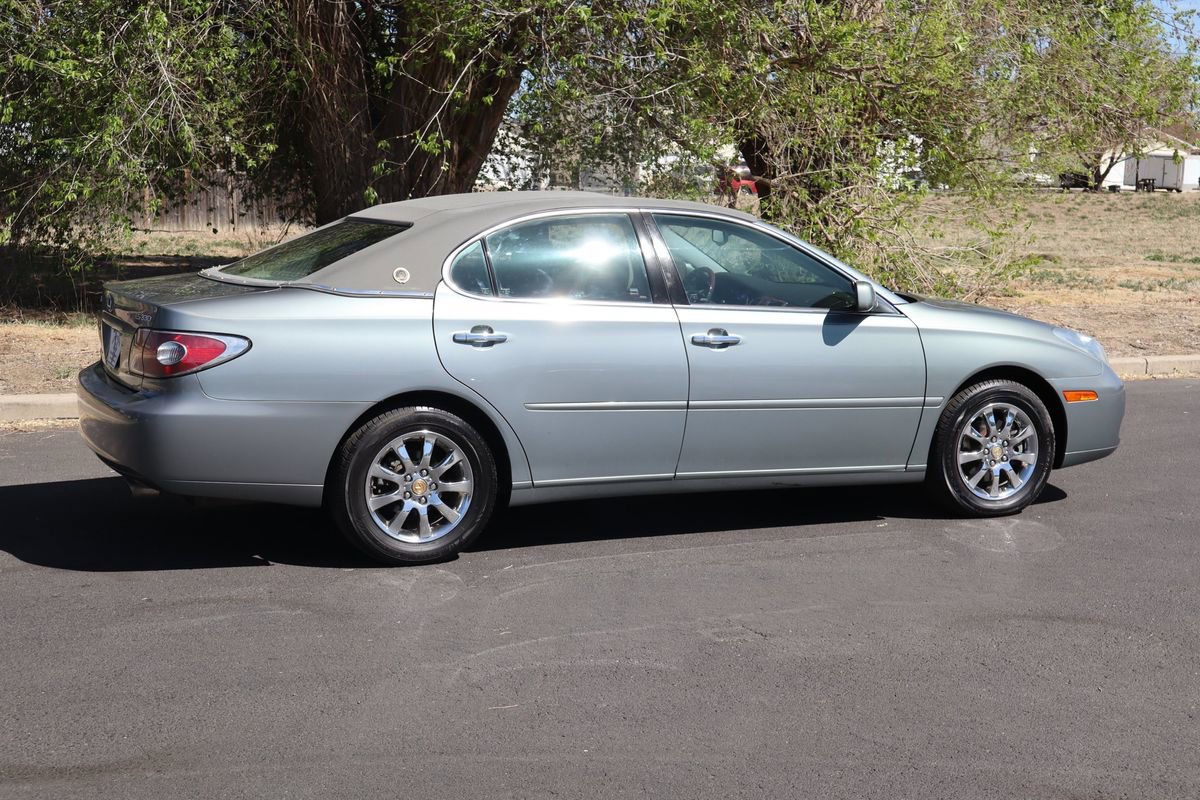 Used 2004 Lexus ES 330 image 4