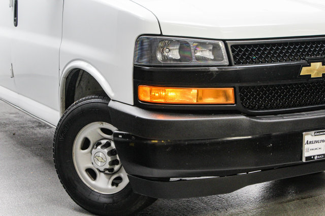 Certified 2021 Chevrolet Express 2500 w/ Driver Convenience Package RWD image 3