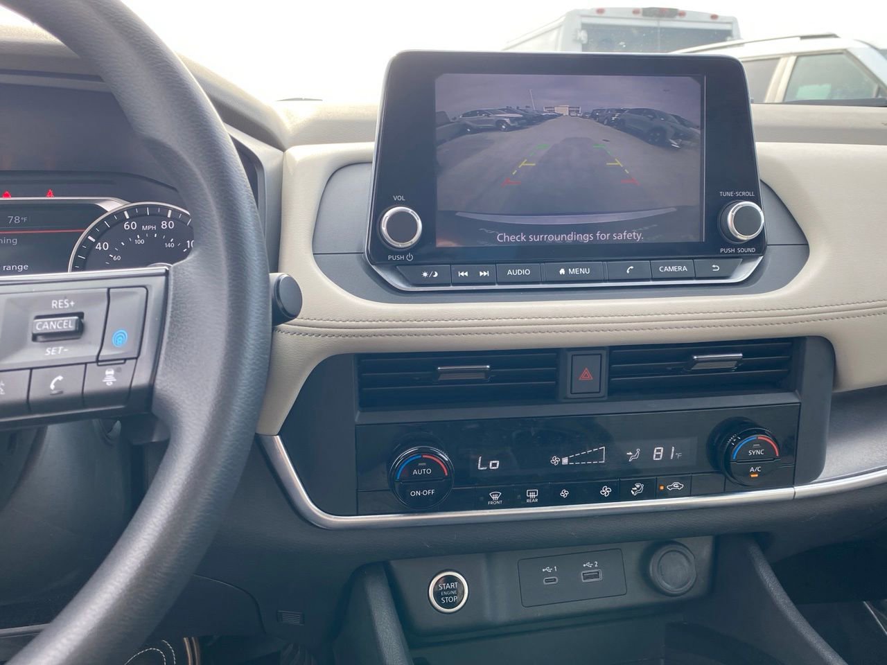 Used 2023 Nissan Rogue SV image 17