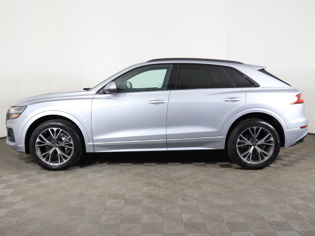 Used 2023 Audi Q8 Premium w/ Black Optic Package AWD/4WD image 16