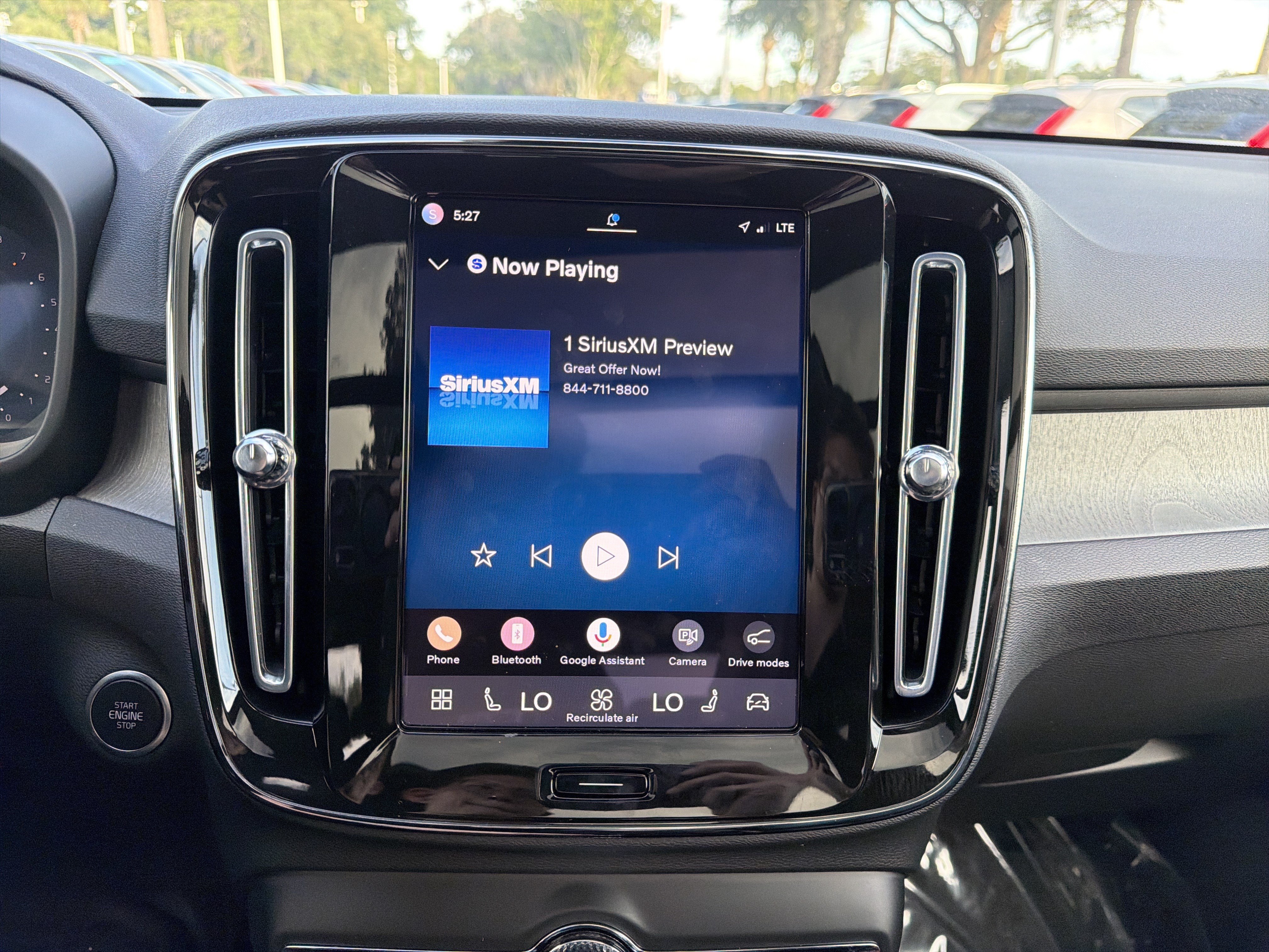 Certified 2025 Volvo XC40 B5 Plus AWD/4WD image 26