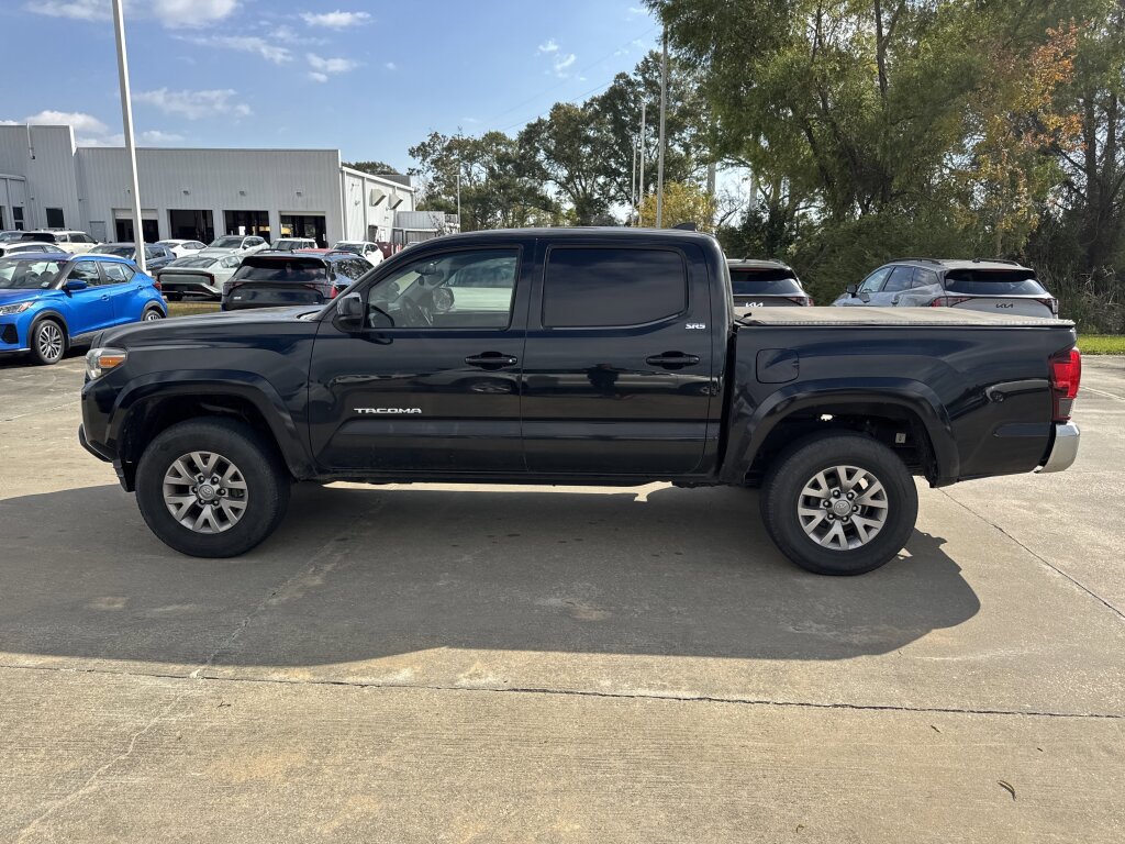 Used 2018 Toyota Tacoma SR5 image 26