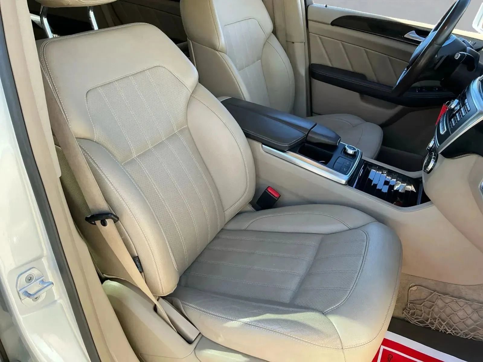 Used 2016 Mercedes-Benz GL 450 4MATIC image 23