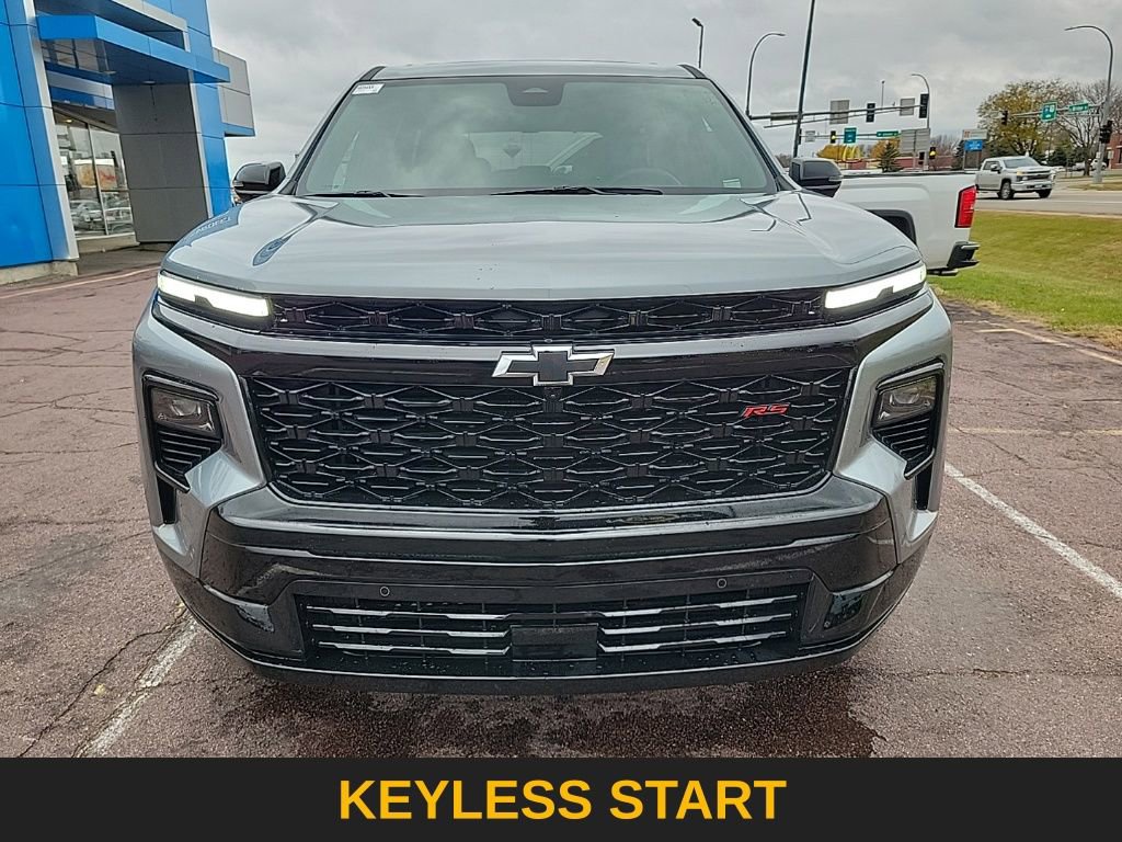 Used 2024 Chevrolet Traverse RS w/ LPO, Floor Liner Package image 9