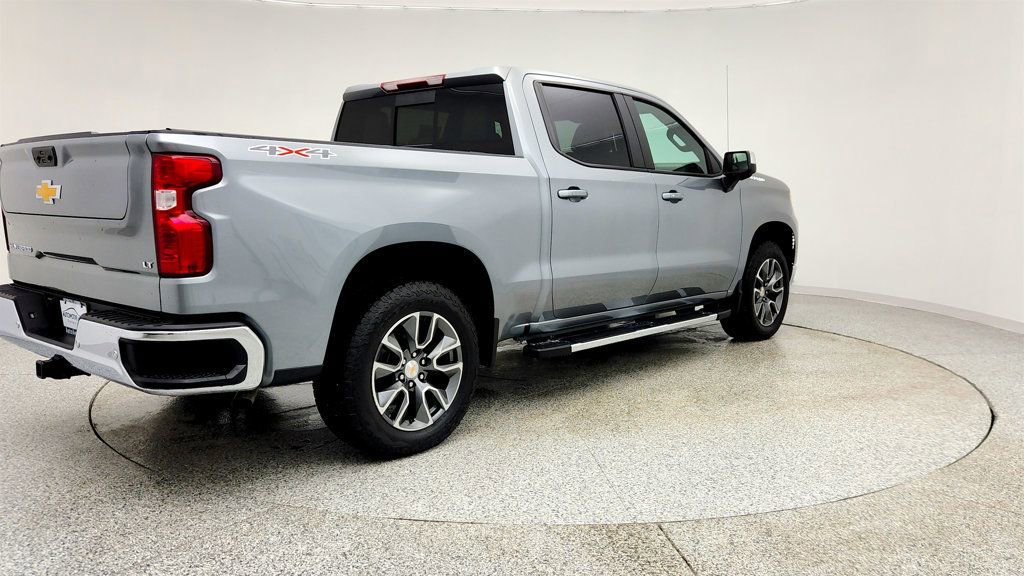 Used 2025 Chevrolet Silverado 1500 LT image 5